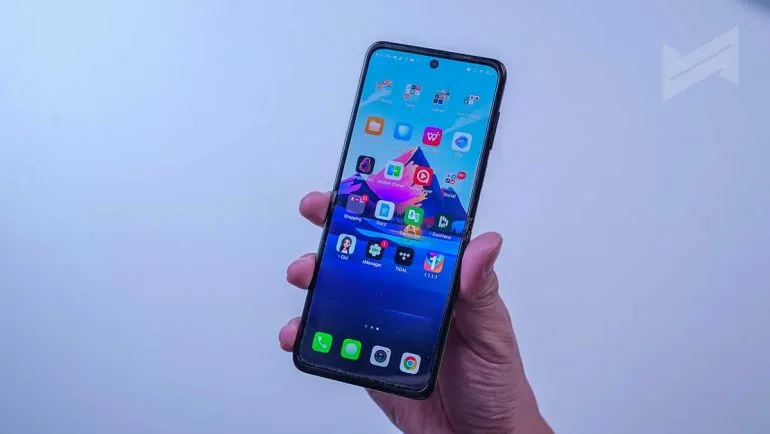 Tecno Phantom V flip Review 54