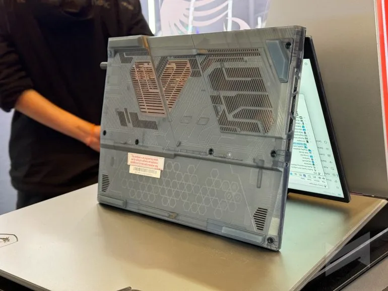 MSi Cyborg 14 2