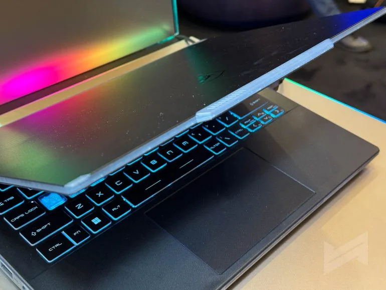 MSi Cyborg 14 3