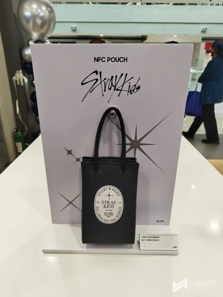 SLBS Stray Kids Collection for Galaxy Devices NFC Theme Pouch