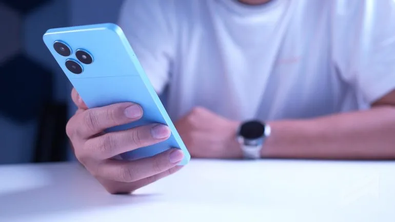 realme note 50 vs infinix smart 8 02