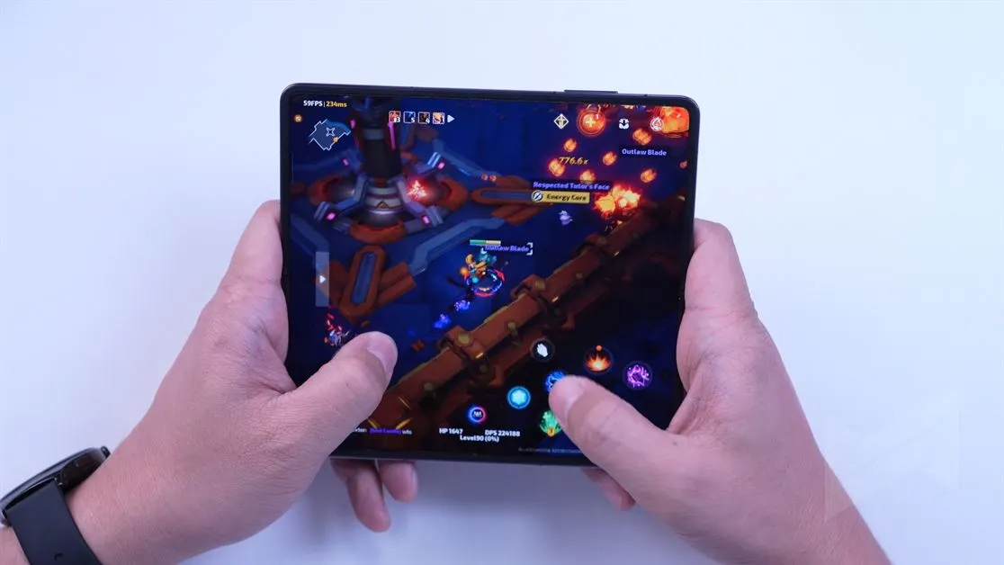 HONOR Magic V2 Unit (20)