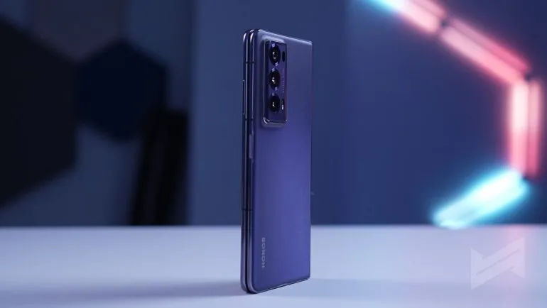 Honor Magic V2 Review 38