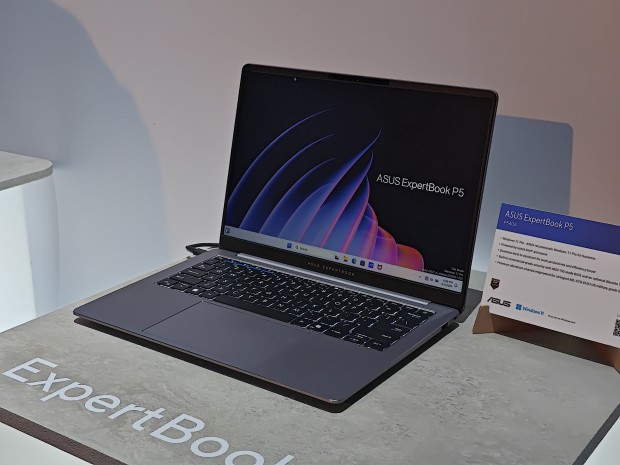 ASUS ExpertBook P5 5