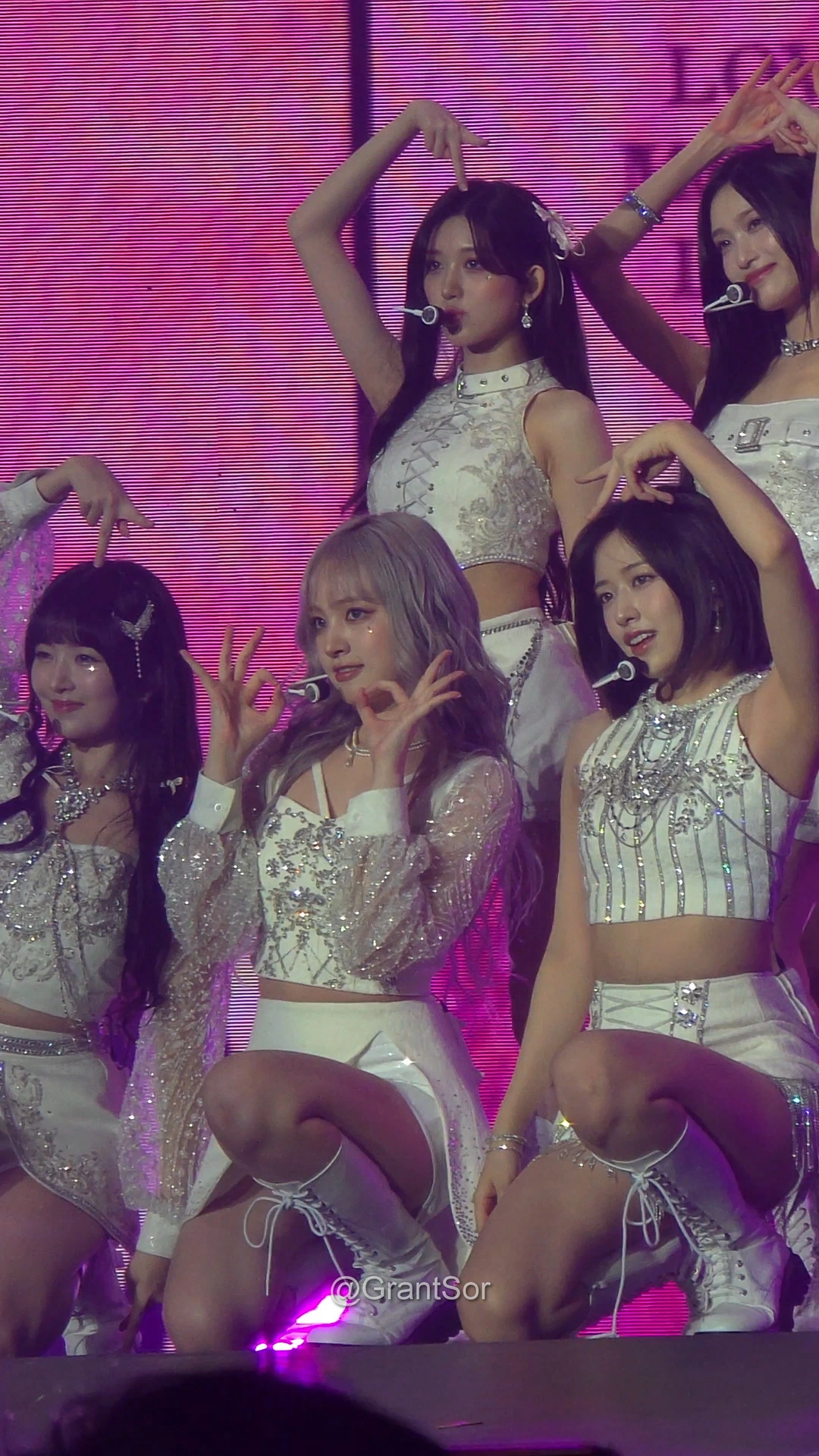 Samsung Galaxy S24 Ultra IVE Concert 10
