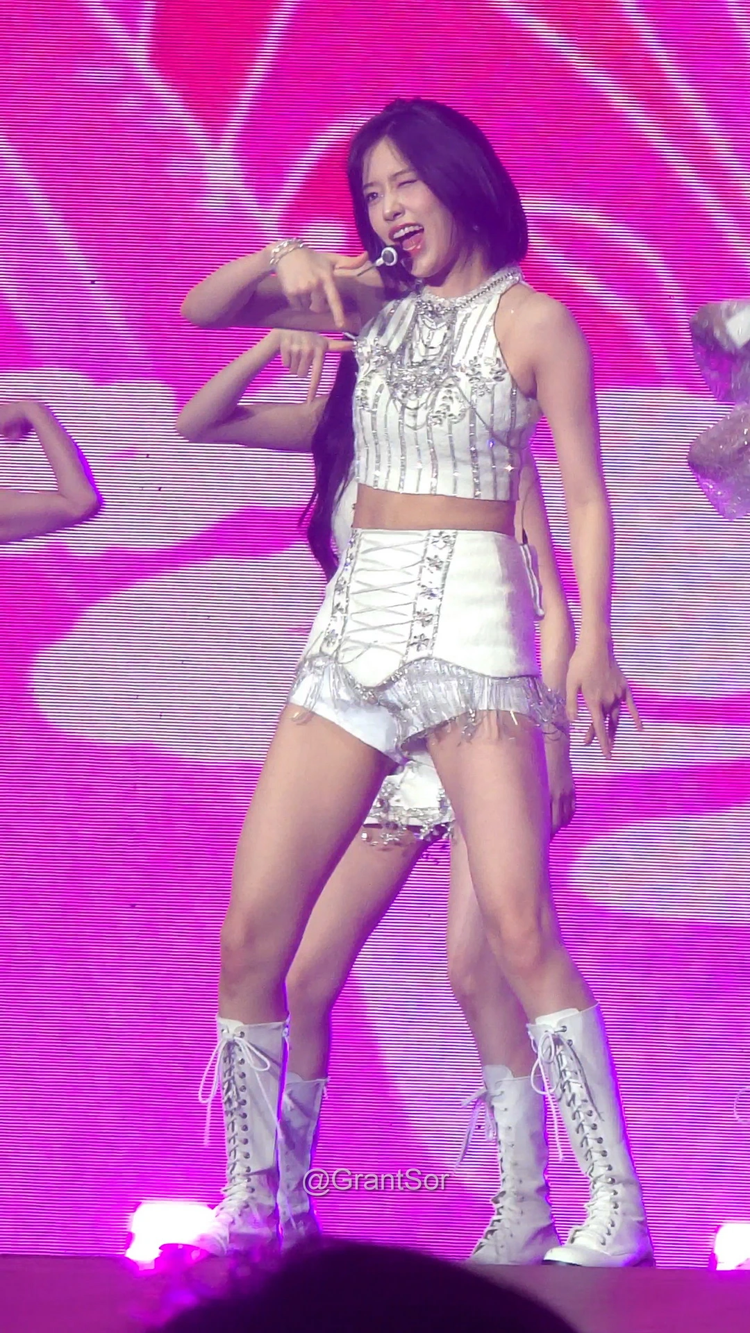 Samsung Galaxy S24 Ultra IVE Concert 12