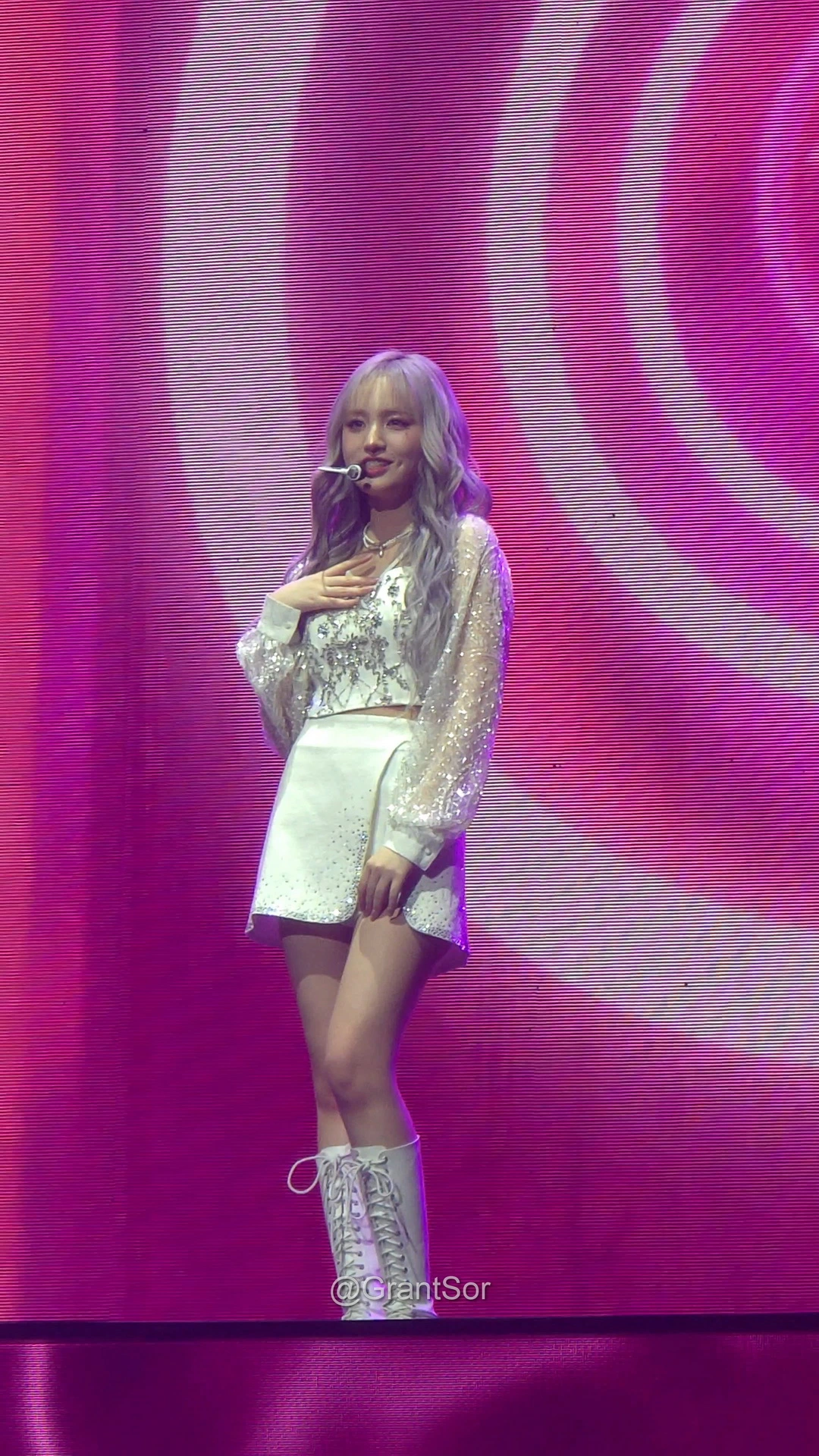 Samsung Galaxy S24 Ultra IVE Concert 18