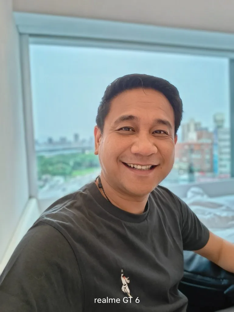 realme gt 6 sample photo