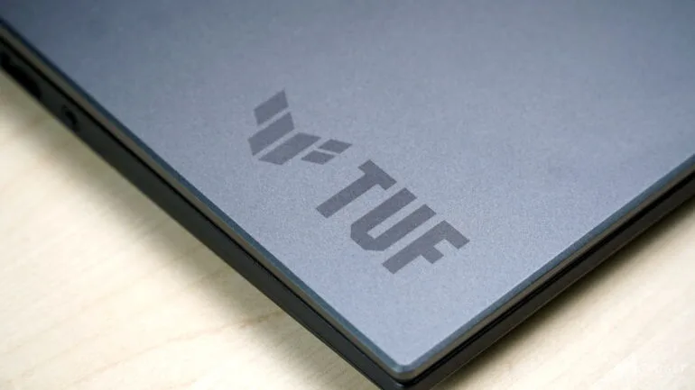 ASUS TUF Gaming A14 Review 046