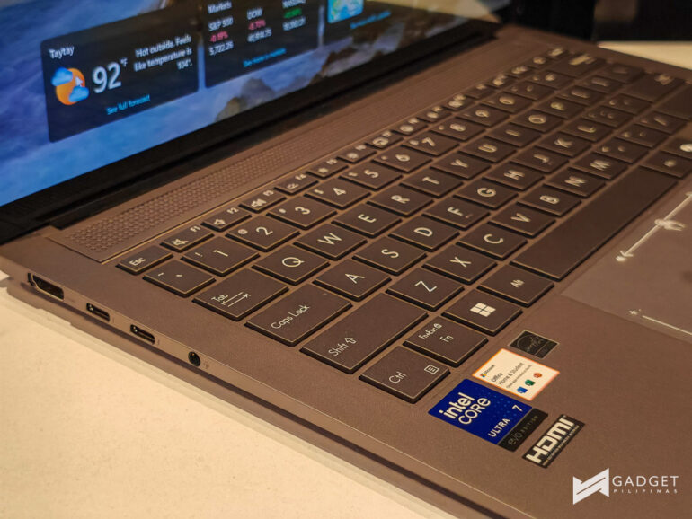 ASUS Zenbook S 14 17