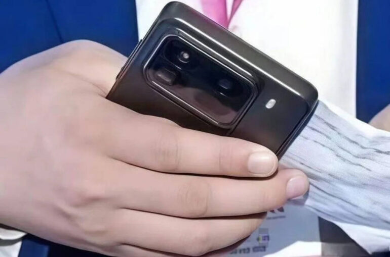 Xiaomi 15 Pro spotted during event