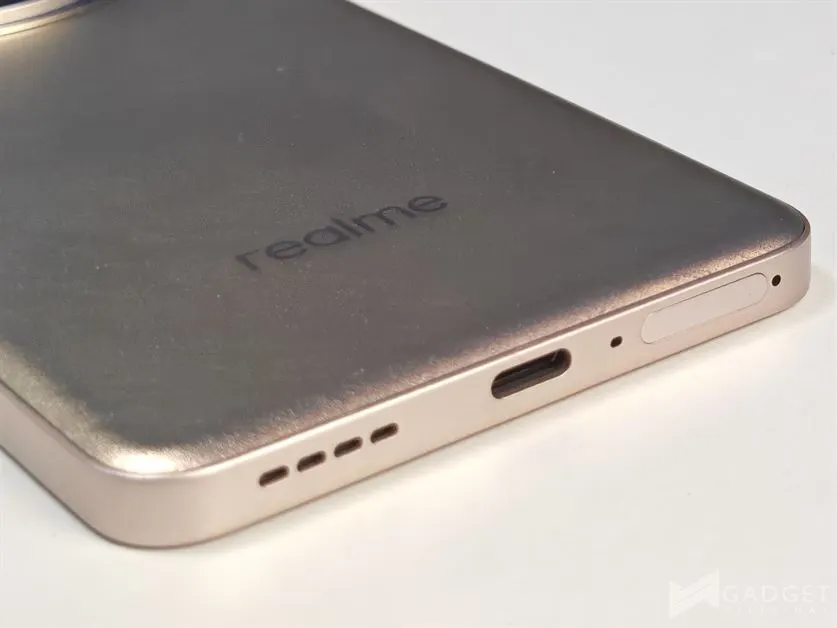 realme 13 Plus 5G (36)