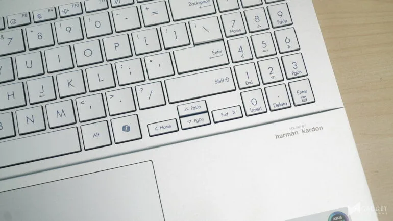 ASUS Vivobook S16 M5606 Review 025