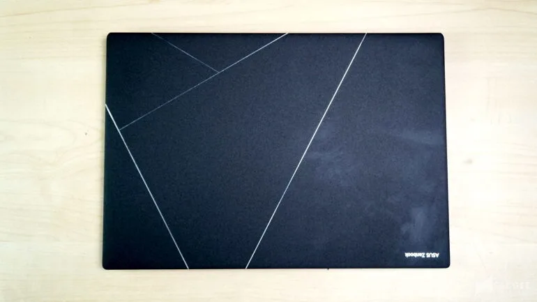 ASUS Zenbook S14 UX5406SA Review 017