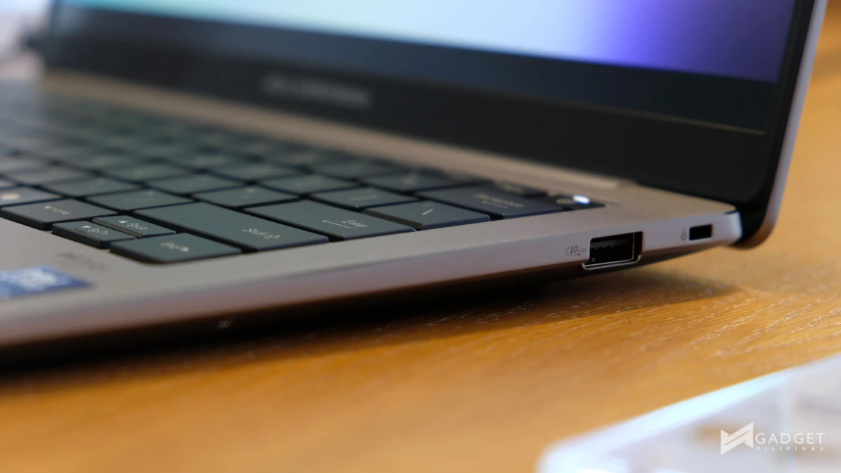 ASUS ExpertBook P5 PH launch ports 1