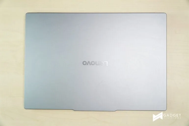 Lenovo Yoga Slim 7i Aura Edition Review 9