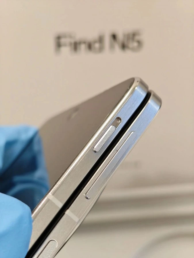 OPPO Find N5 3