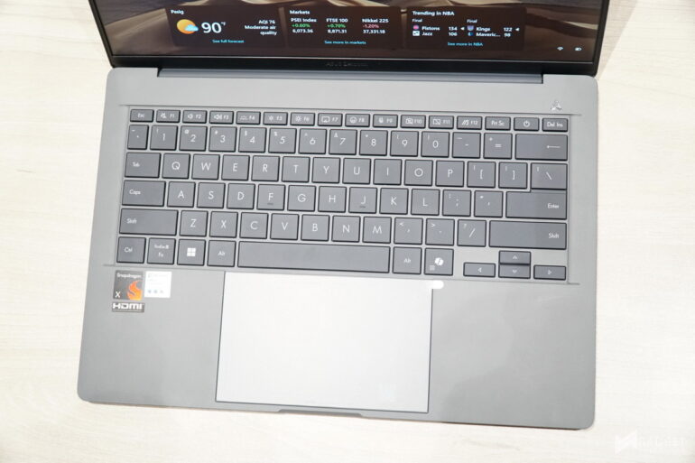 ASUS Zenbook A14 UX3407 Review 39