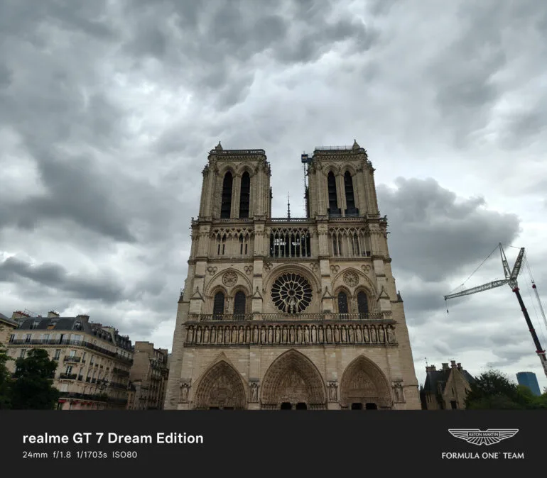 realme GT 7 Dream Edition Sample Photo 071