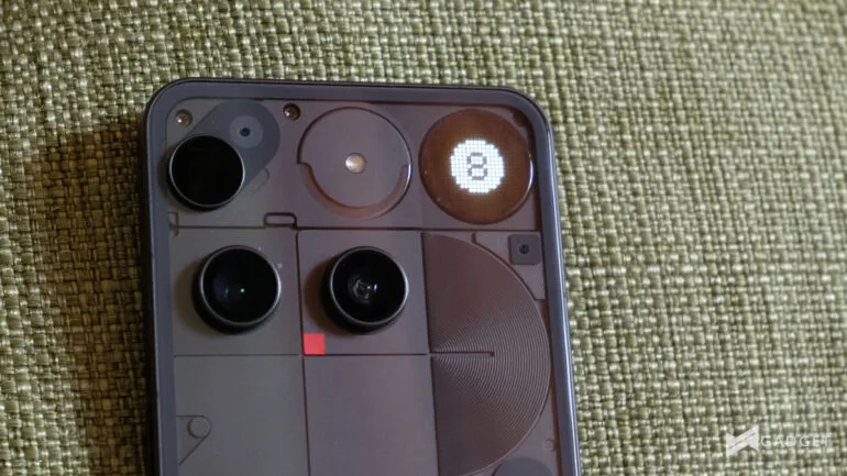 Nothing Phone (3) full review 2 Dot Matrix Toy