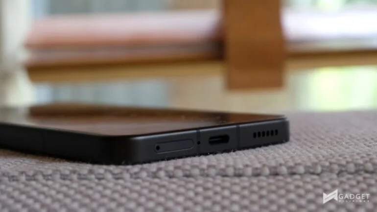 Nothing Phone (3) full review 2 bottom