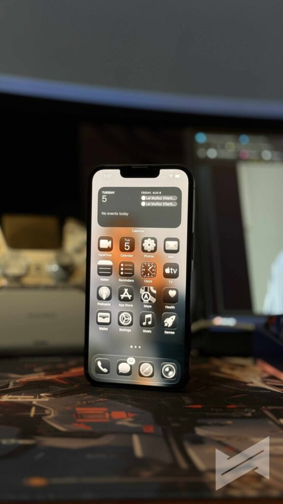iPhone 16e Review 5