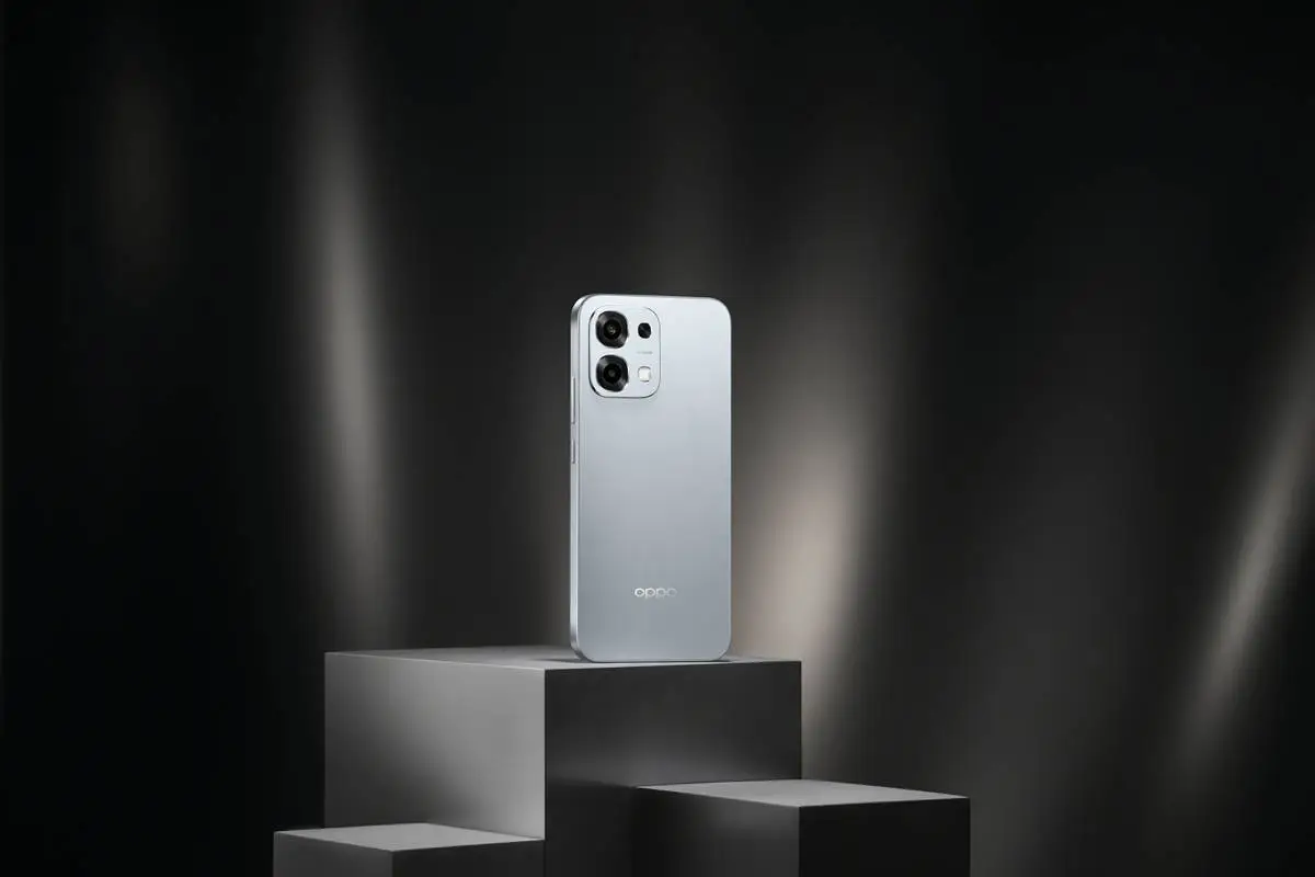 3 OPPO A6 Pro in Lunar Titanium