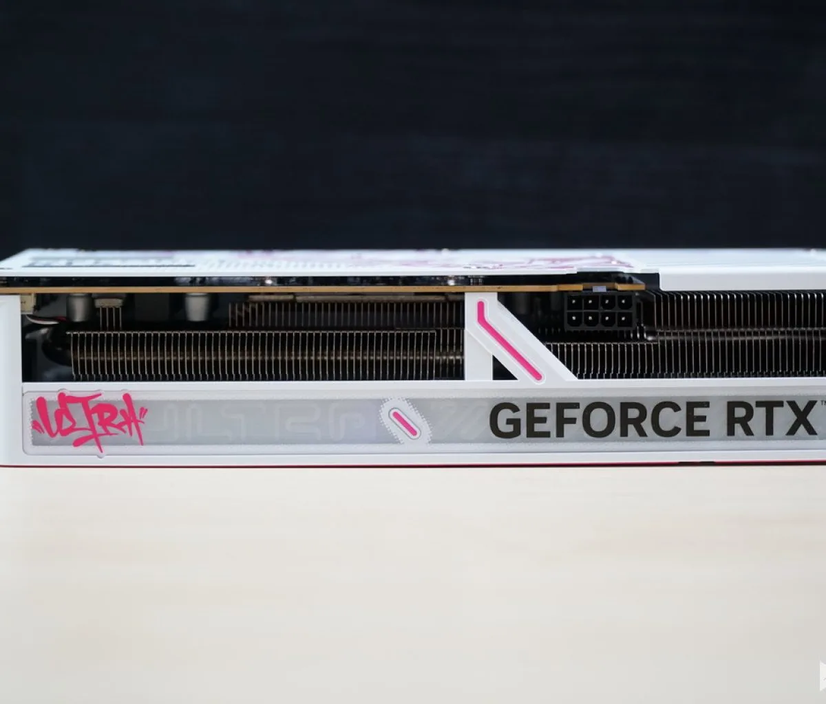 COLORFUL iGame RTX 5050 Ultra W DUO OC Review 09