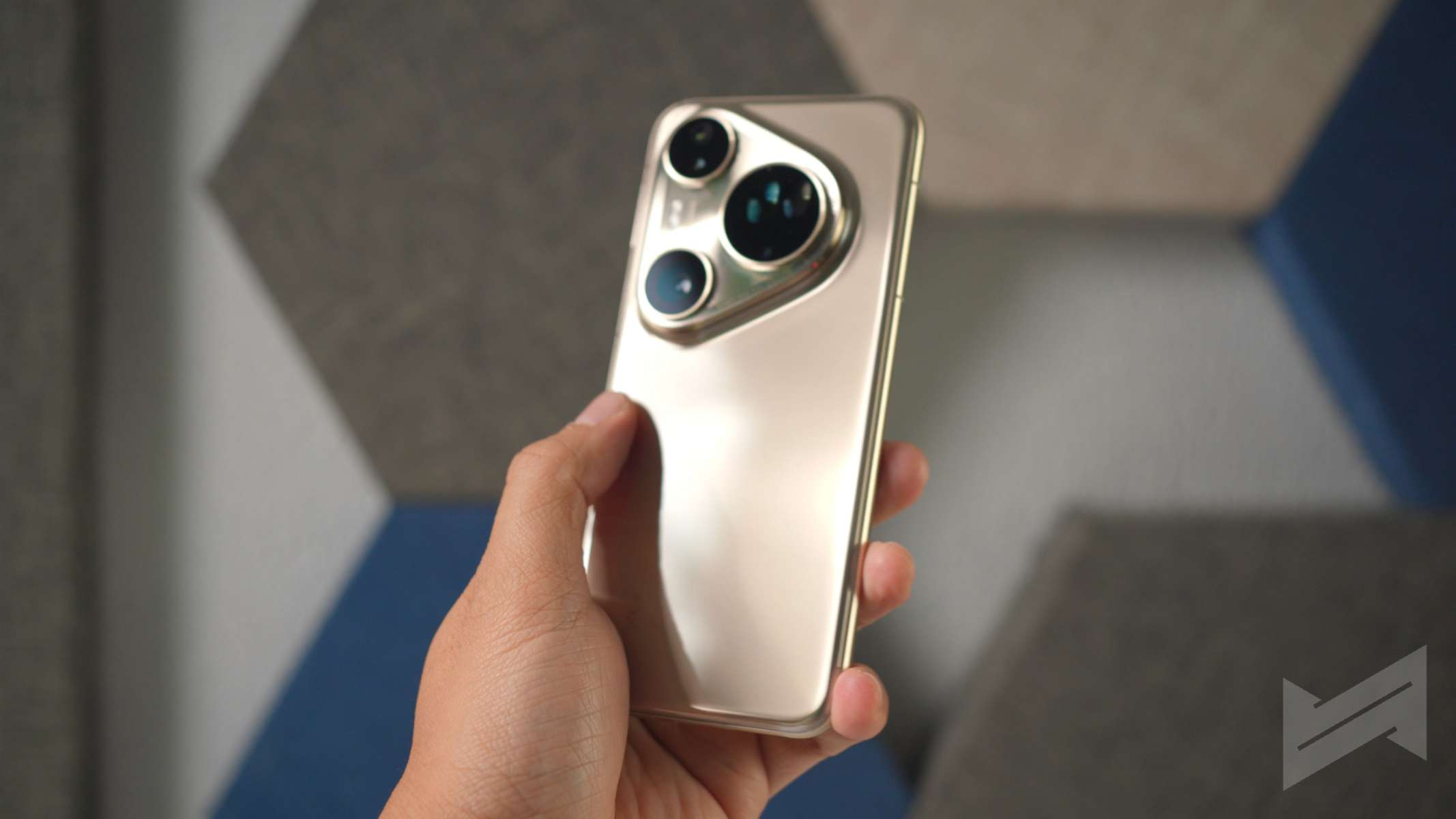 HUAWEI Pura 80 Ultra 2