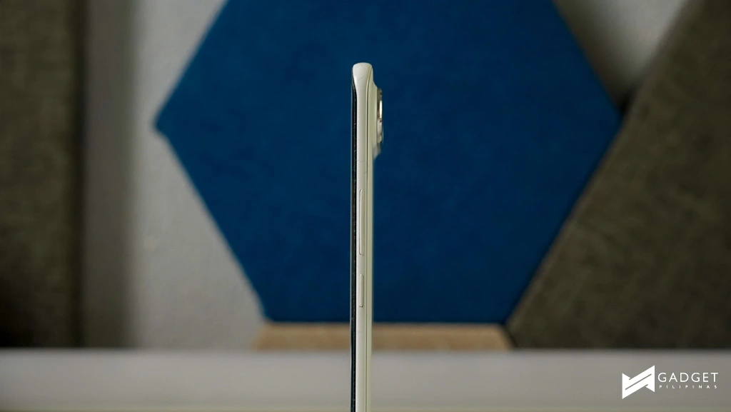 TECNO Slim Review 04