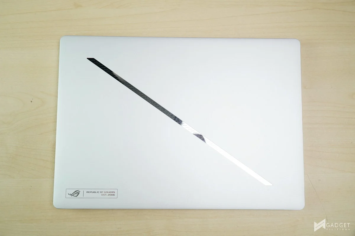 ASUS ROG Zephyrus G14 2025 Review 005