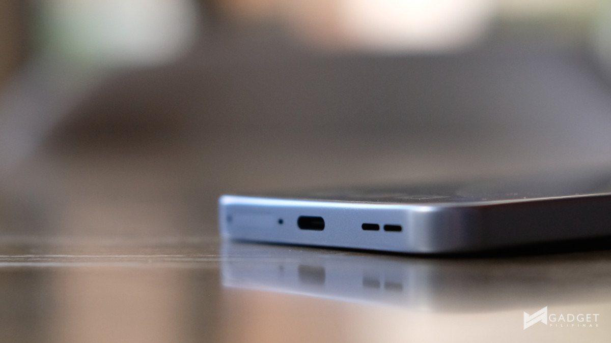 OPPO Reno15 F 5G Review bottom ports