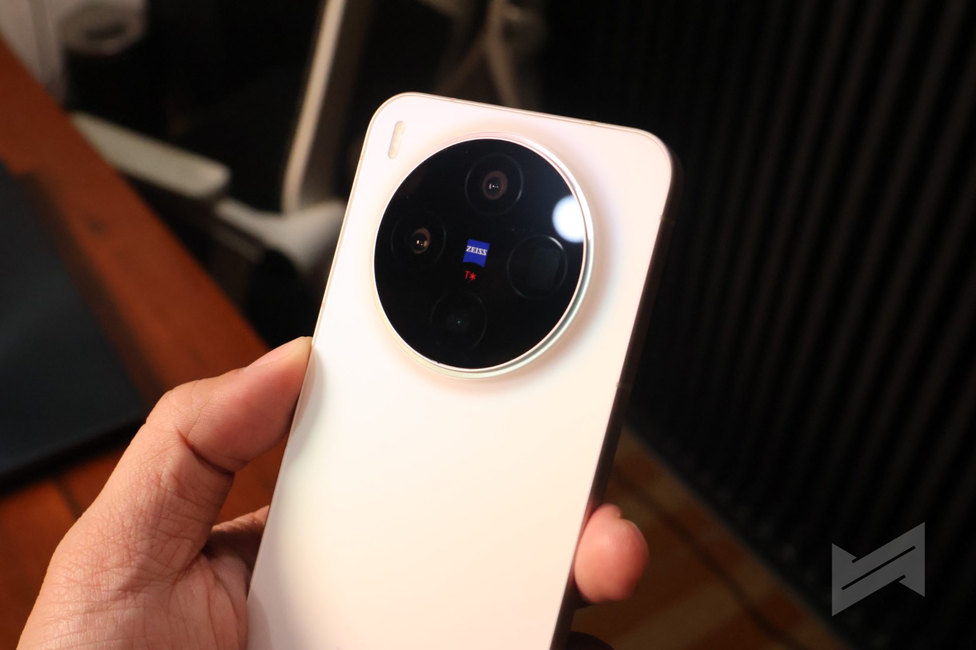 vivo 12,000mAh battery phone banner