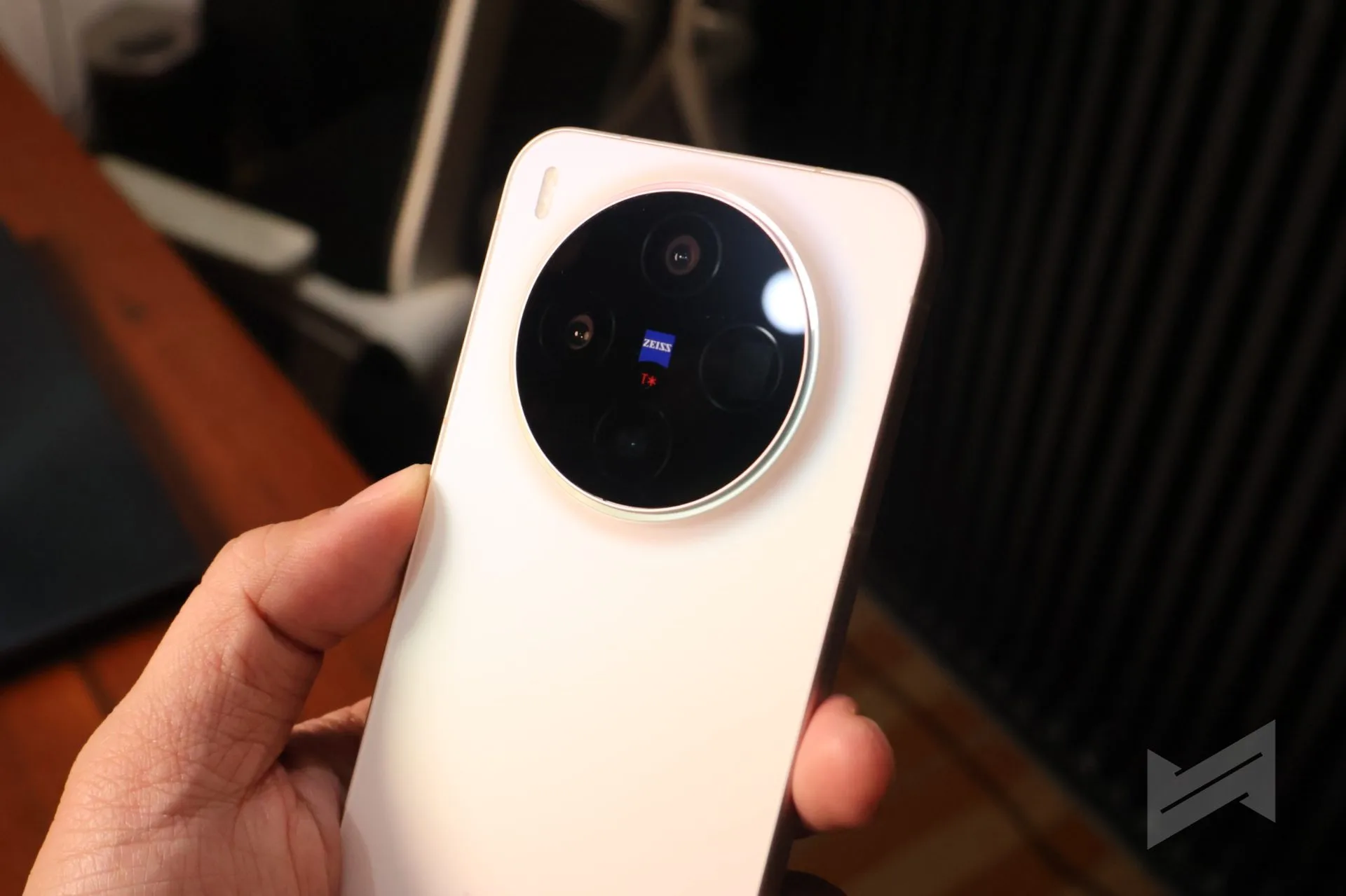 vivo 12,000mAh battery phone banner