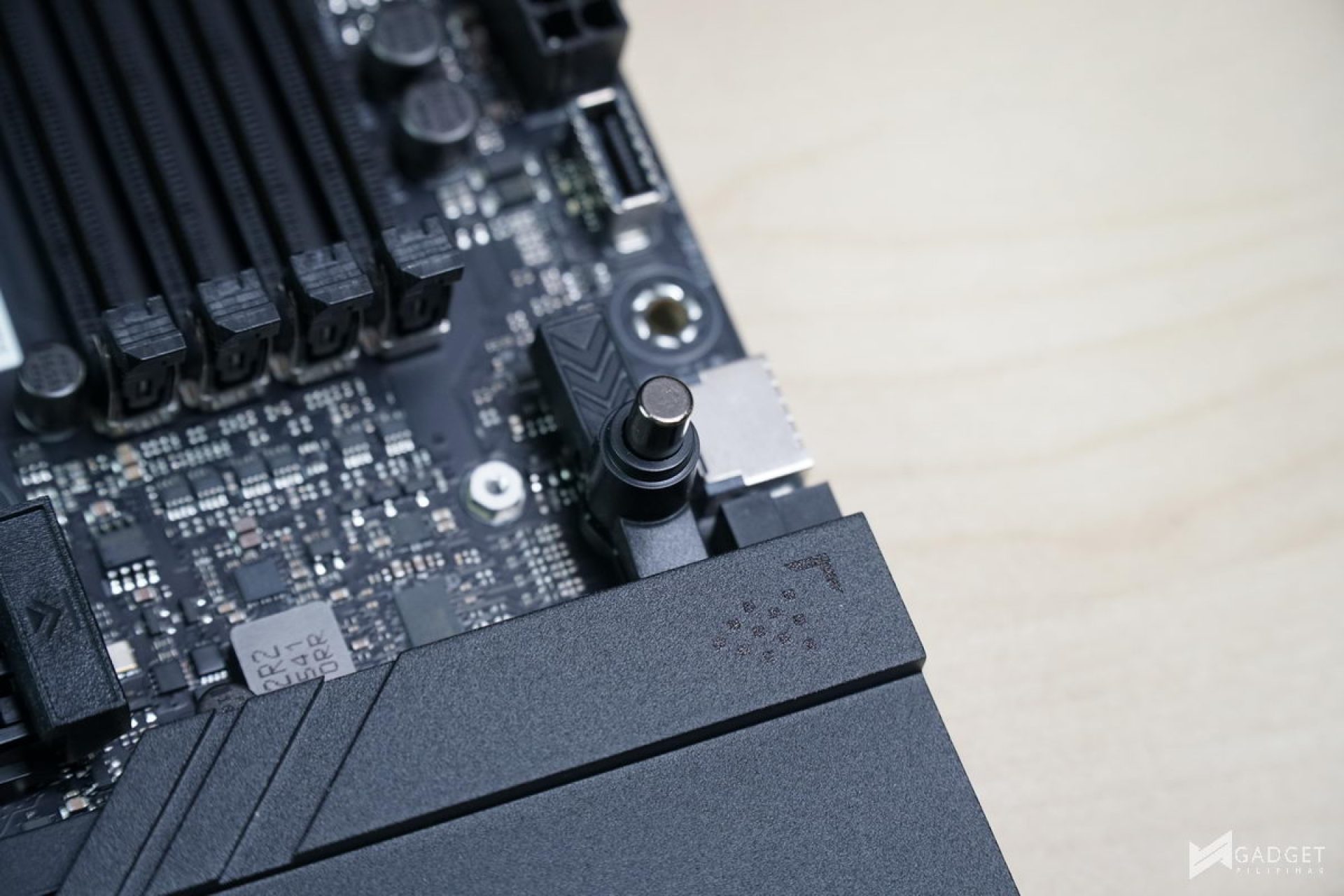 ASUS ROG Crosshair X870E Dark Hero Review 075