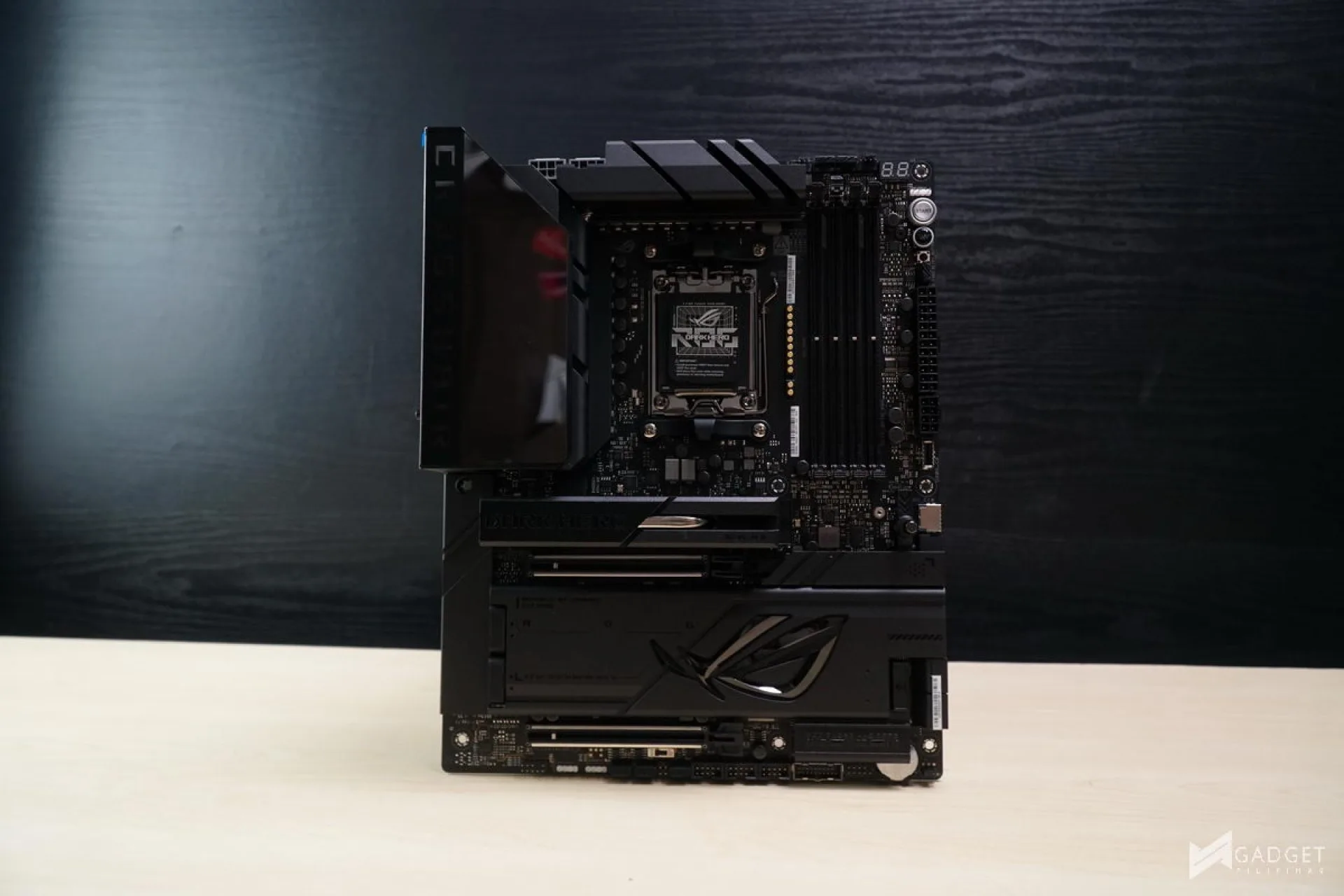 ASUS ROG Crosshair X870E Dark Hero Review PH