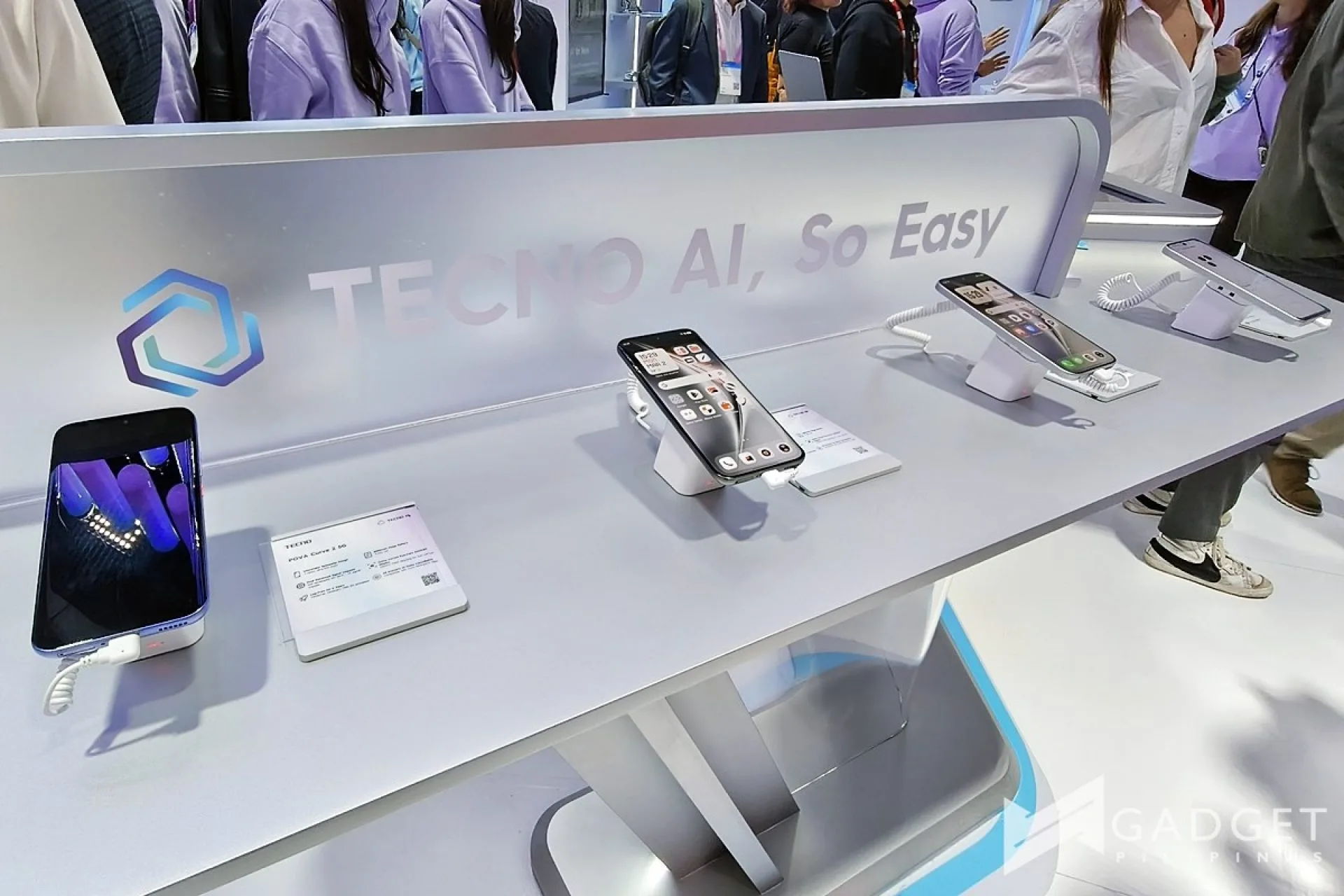 MWC 2026 POVA 8 POVA Curve