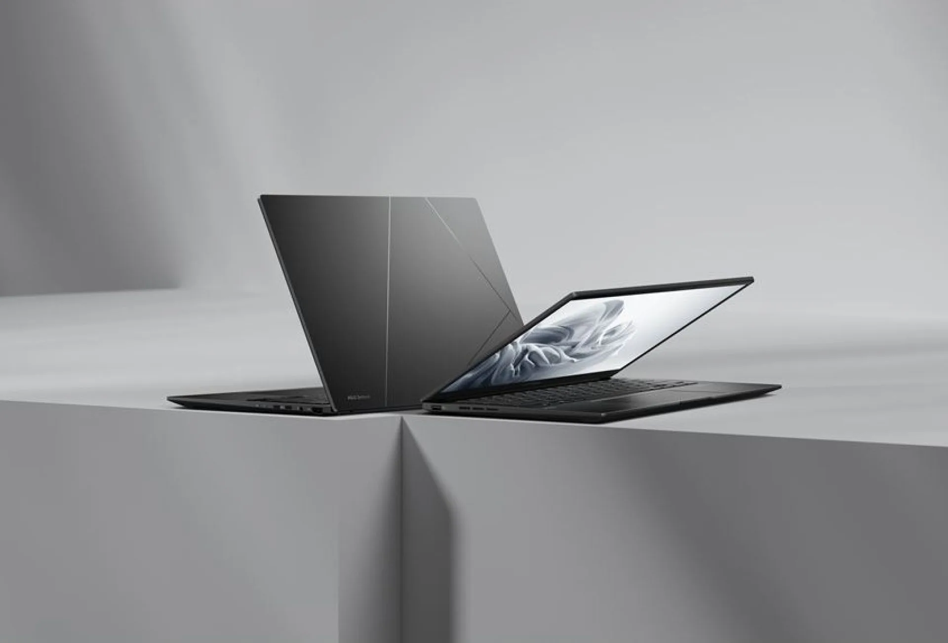 Zenbook 14 UM3406 Compact Power on the Go
