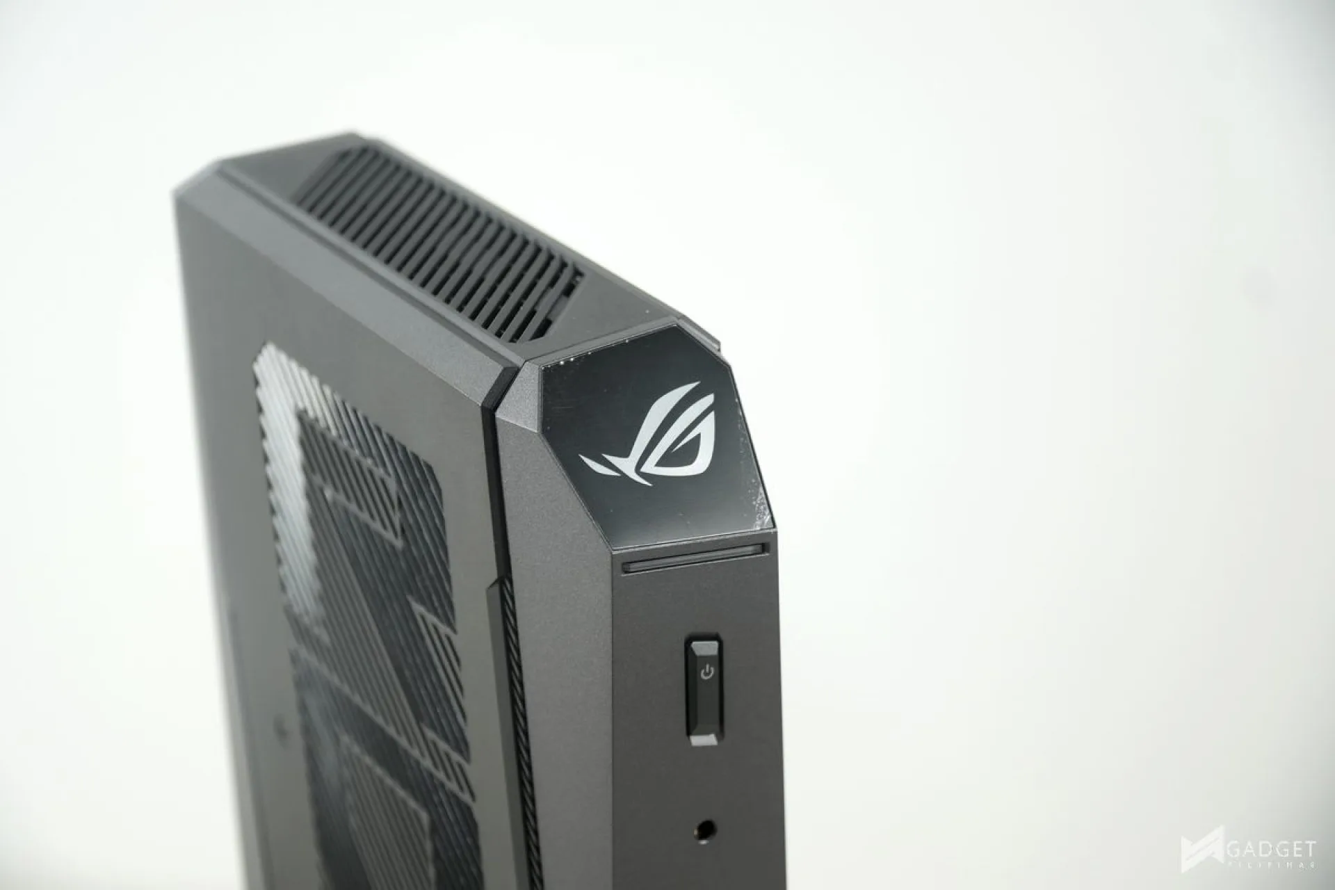 ASUS ROG NUC 2025 Review 018