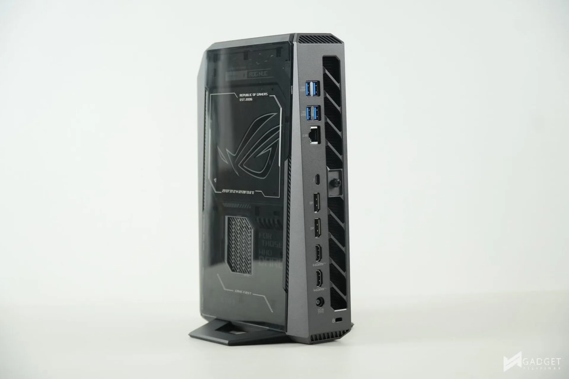 ASUS ROG NUC 2025 Review 026