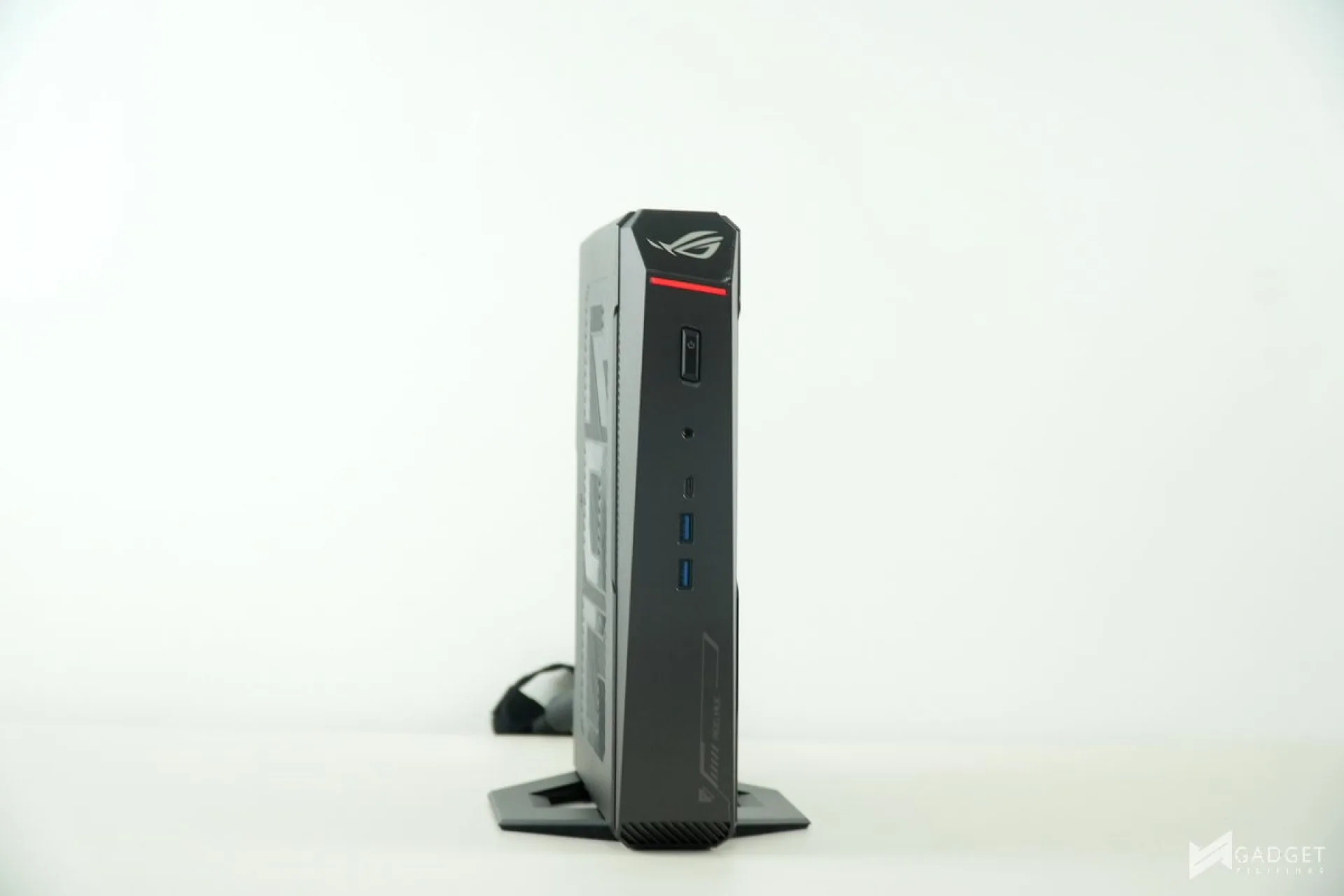 ASUS ROG NUC 2025 Review 030