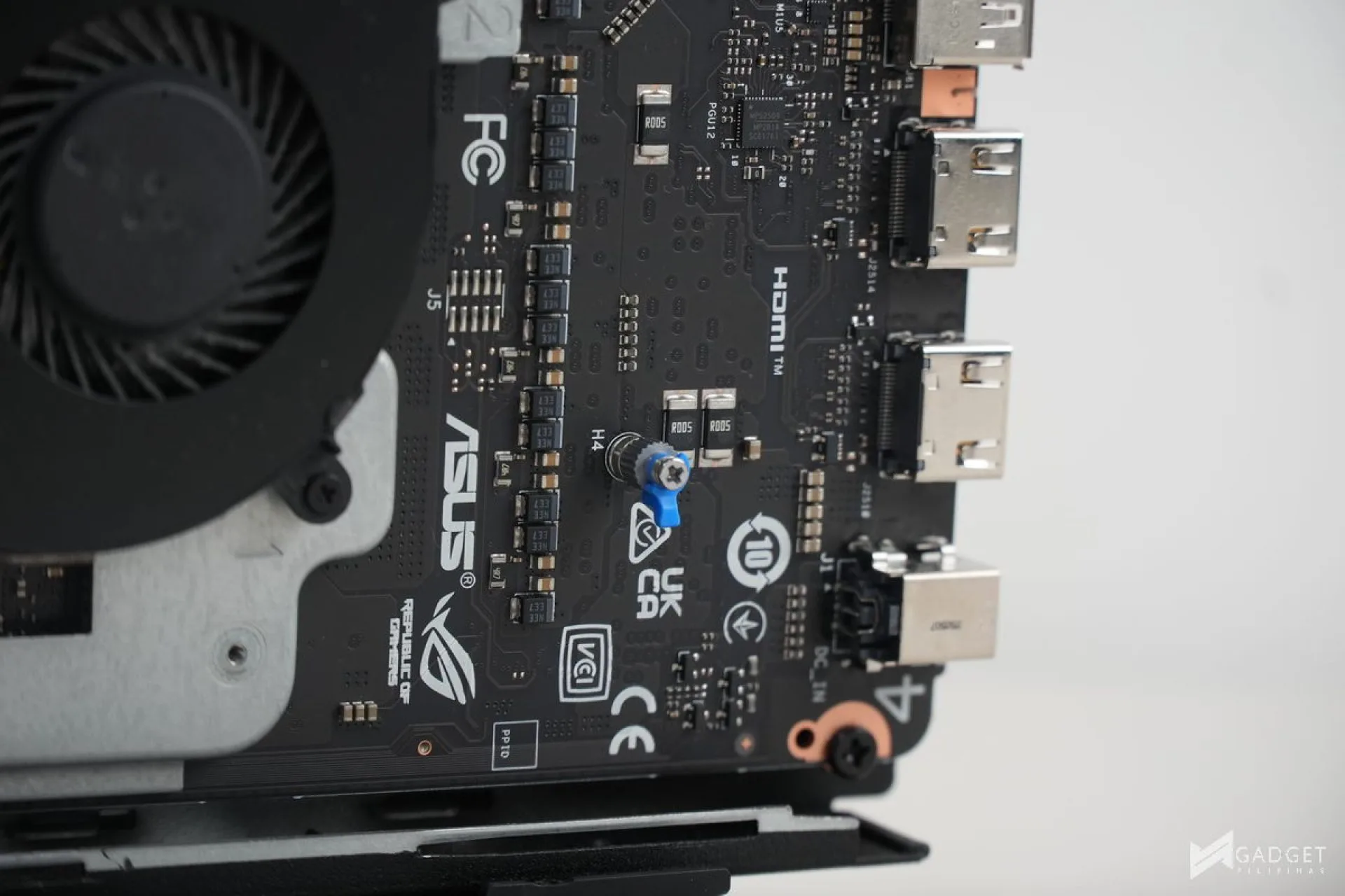 ASUS ROG NUC 2025 Review 069