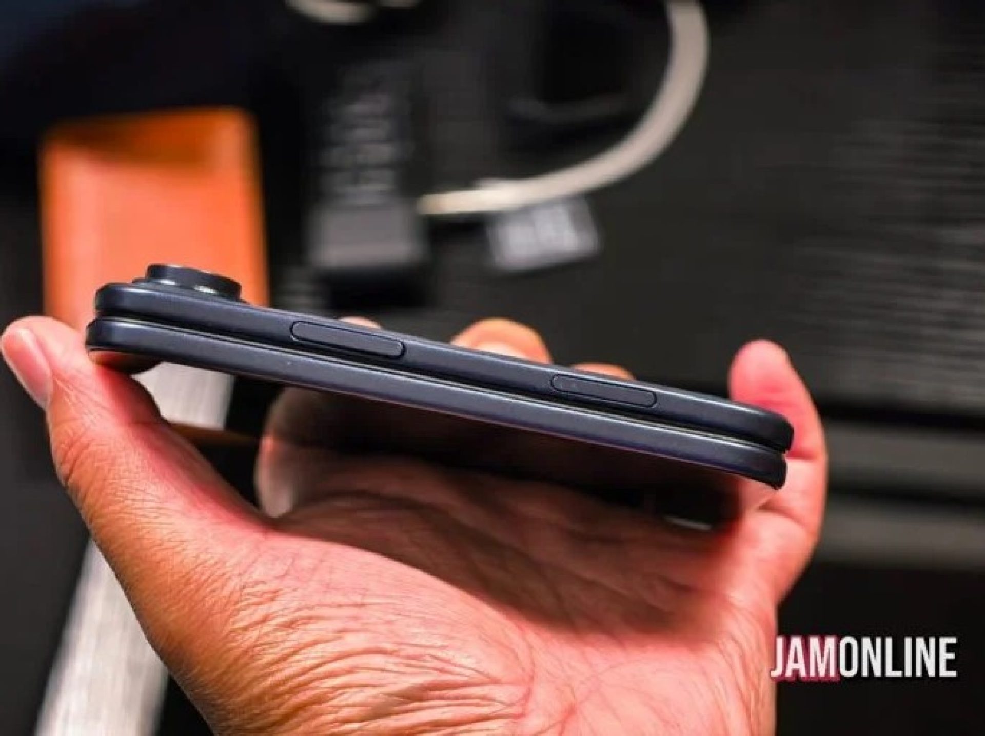 iPhone Ultra Dummy (6)